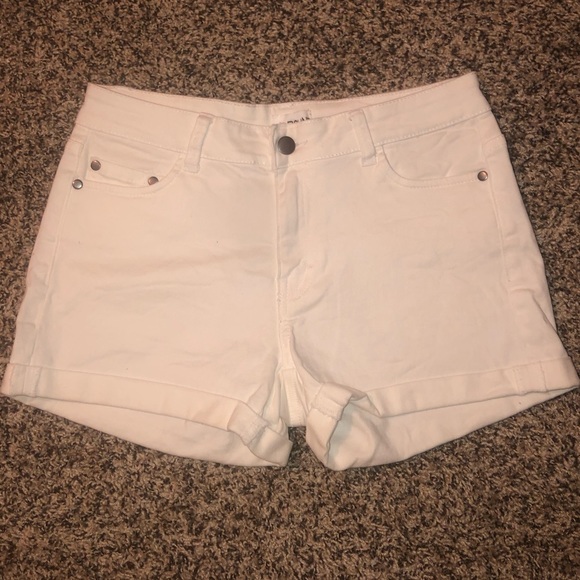 Abound Denim - NWOT white jean shorts